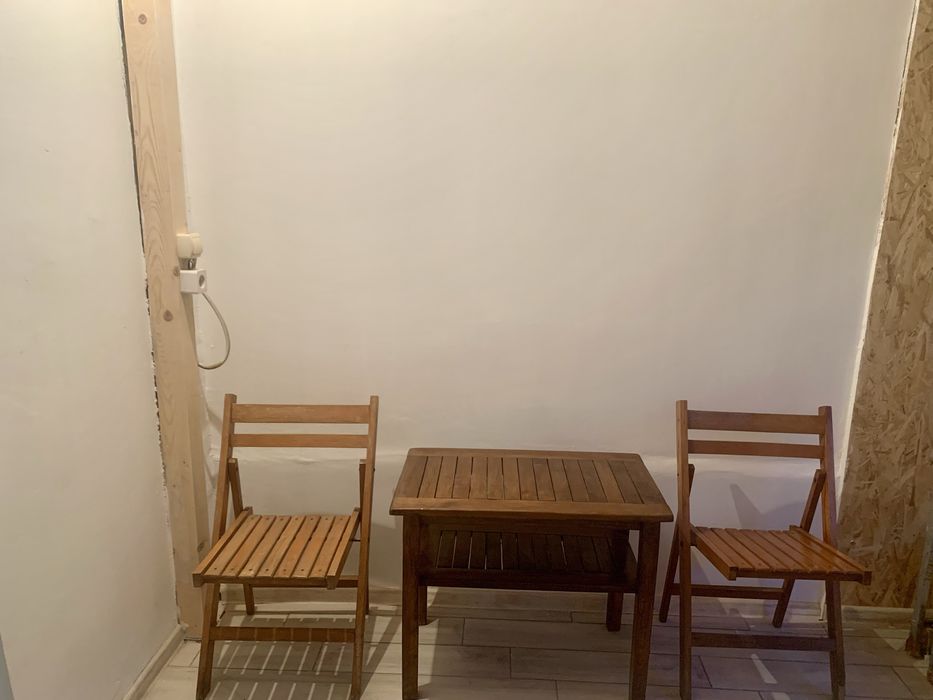 Inchiriez garsoniera cartier Posta