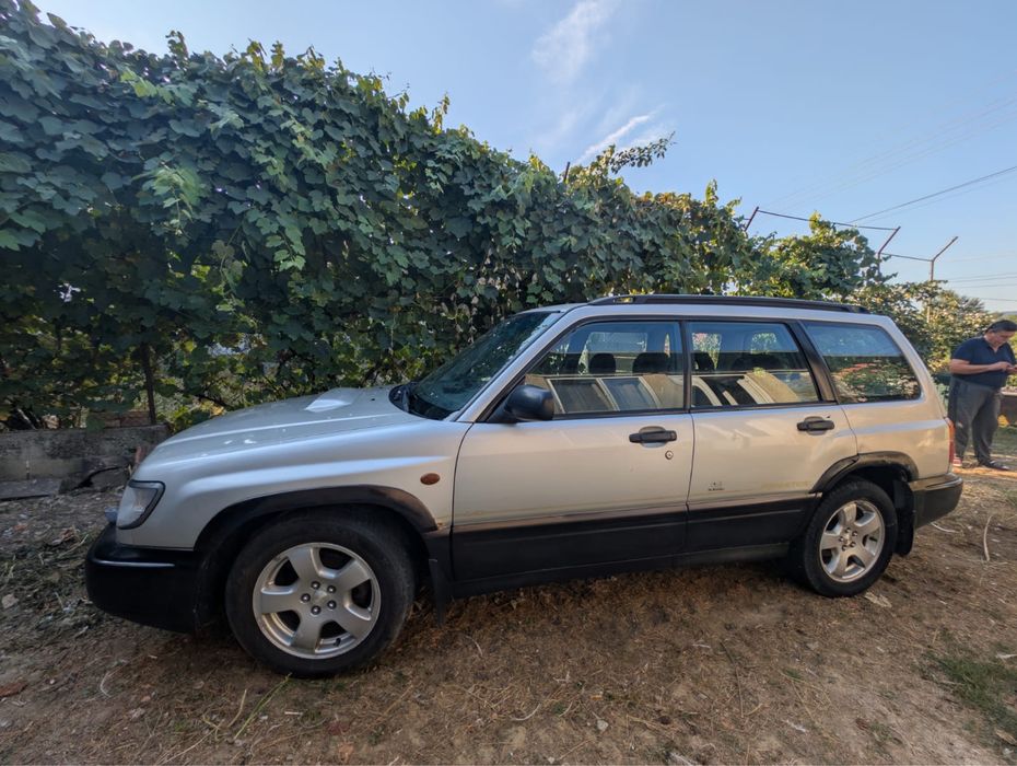 Subaru Forester 98- 2.0 turbo benzina manual 177cp - stare  buna