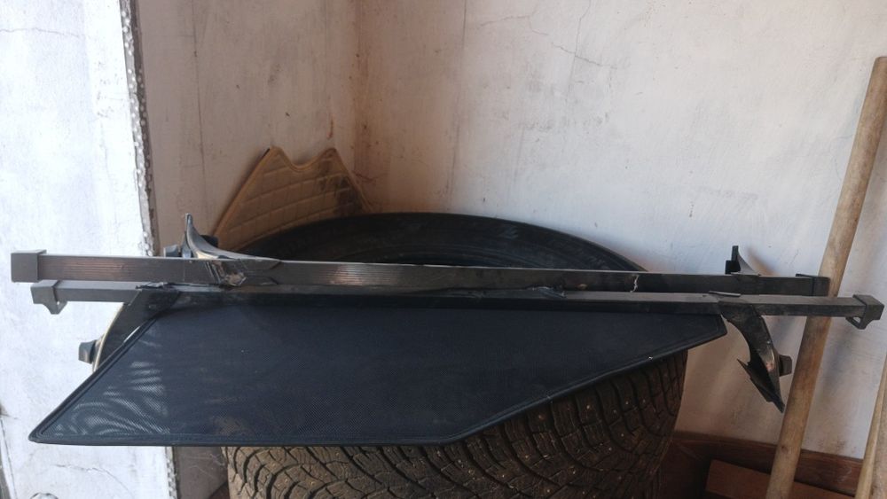 Срочно продам  сетка для окно на 2114