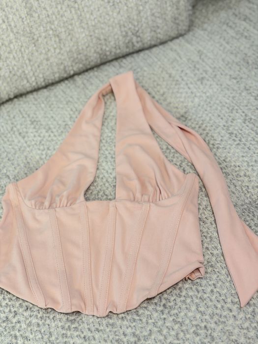 Топове, бюстиета, бодита ,блузи, потници, рокли Zara, LeGer, About you, Bershka, Nikole collection,Evis