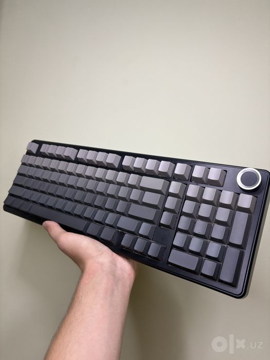 Aula F99 Pro новая