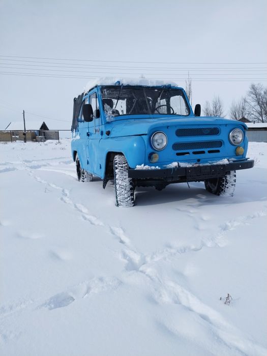Уаз 5 местка находу