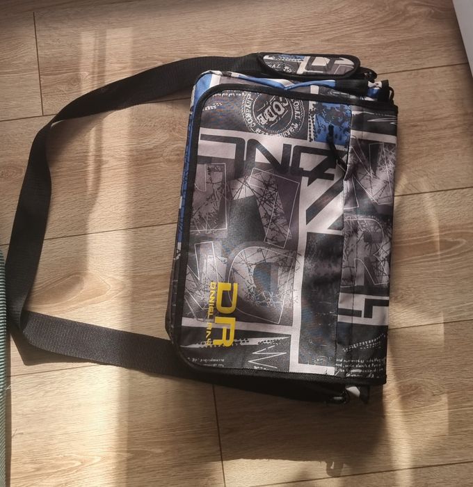 Geanta laptop Daniel Ray noua, multiple buzunare, bretea lunga