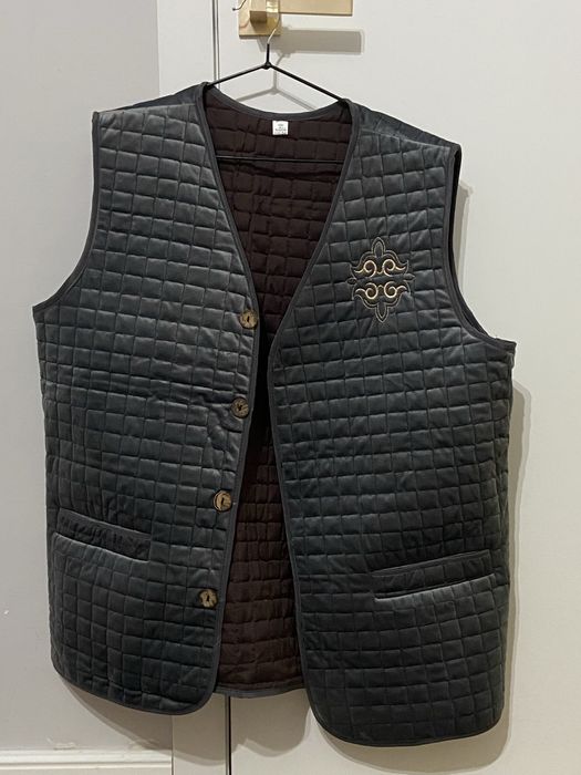 Национальные жилетки