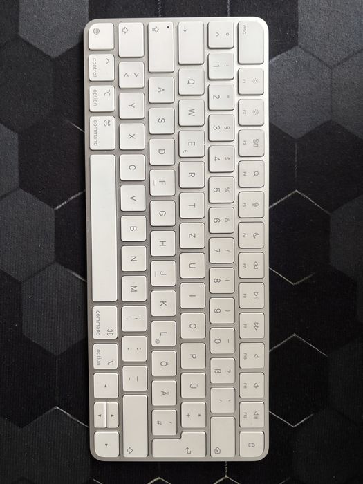 Mouse si Tastatura Apple