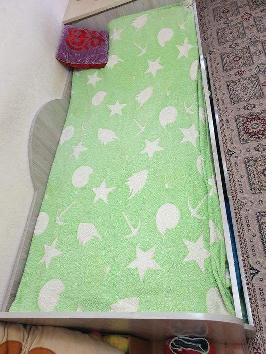 Кровать двухуровневая