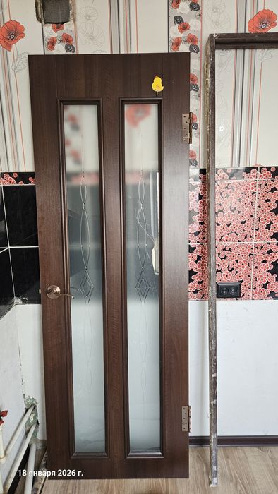 Двери б/у продам