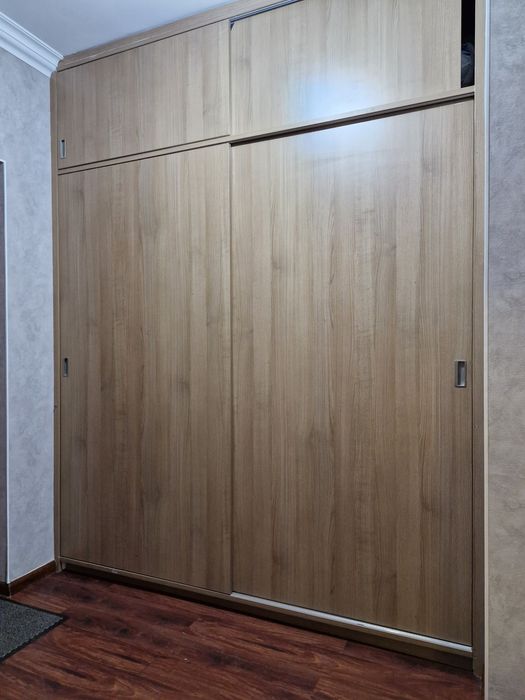 Шкаф купе встроенный