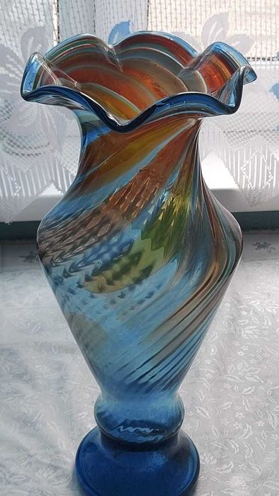 Продается керамическая, хрустальная вазы