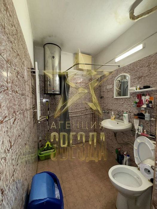 Продава се Тристаен апартамент в Пловдив, Изгрев - 70 кв.м за 1043 €/кв.м - Снимка #10