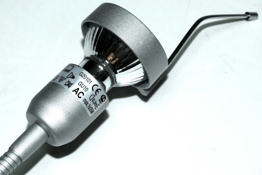 Corp de iluminat BRILLIANT cu clips - flexibil, puternic, economic NOU