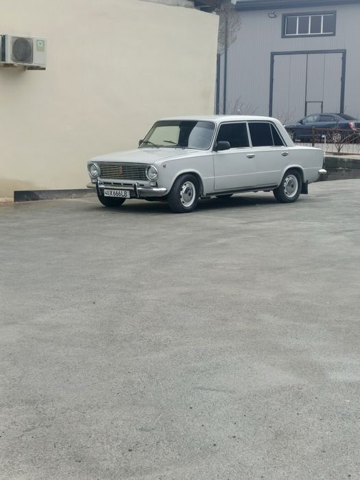 vaz 2101 sotiladi