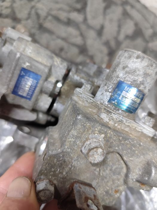 Запчасти на ДВС 4G64