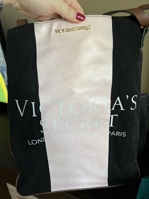 Чанта Victoria’s Secret