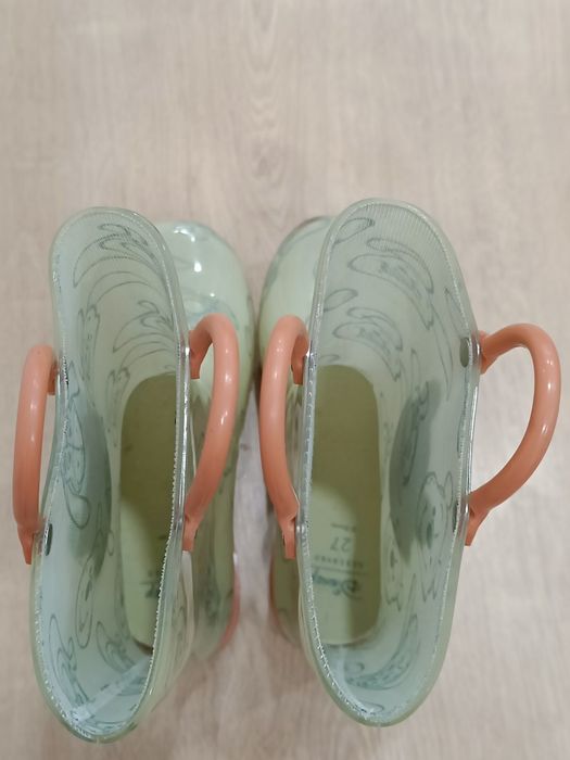 Cizme Wellington cu imprimeu Winnie the Pooh Nr 27 (17cm)
69,99 RON