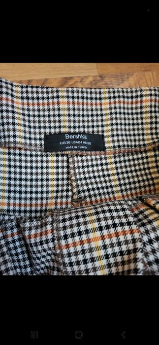 Pantaloni Bershka,