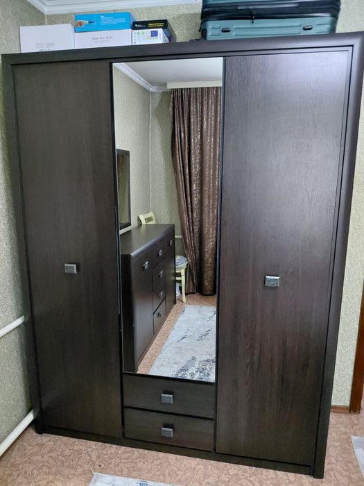 Спальные гарнитуры, шкафы, комод, кровати