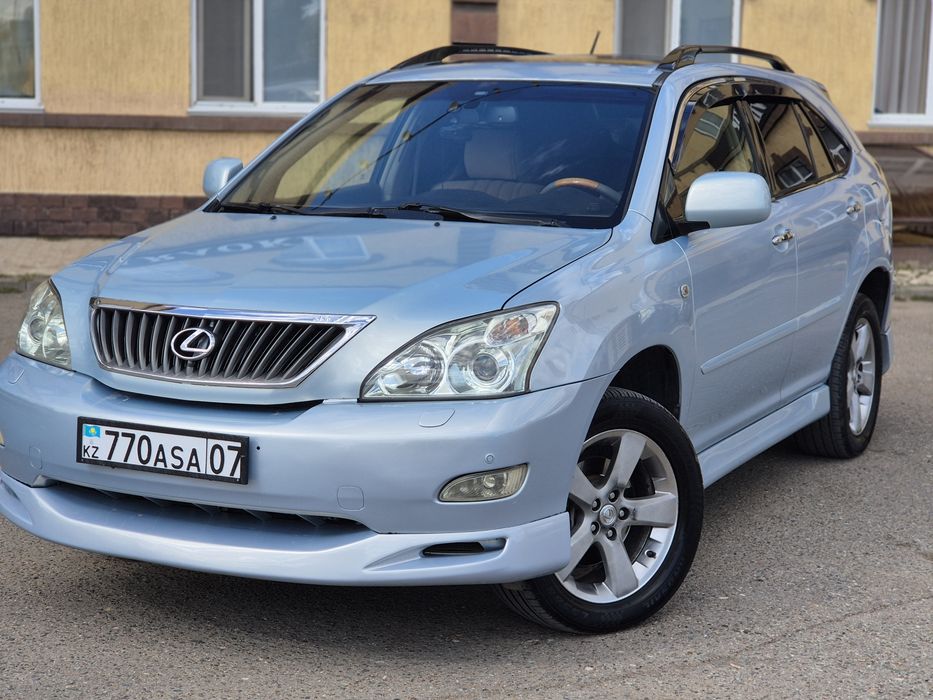 Продам легенду Lexus Rx350 
Торг разумный