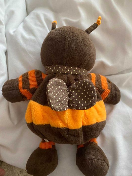 Хелоу Кити Лъв, кучета (101 далматинци). Пчела, заек,  пингвин и др.