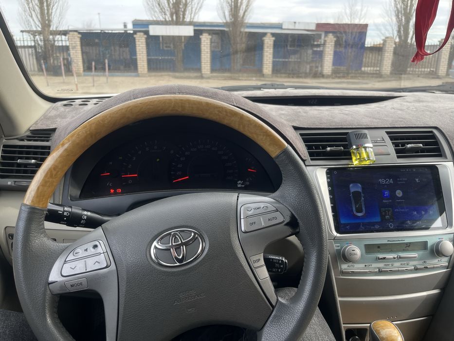 Продается Toyota Camry 40
