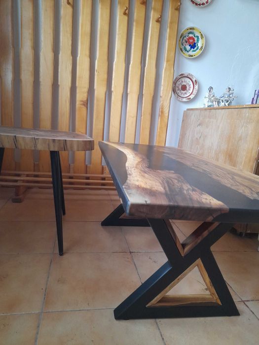 Blat  cafea nuc cu rășină epoxidică 120x50x3,5 la pretul de 2000 lei .