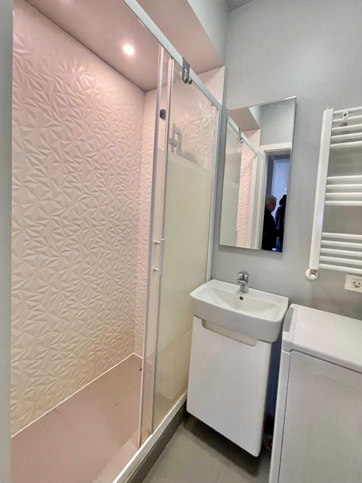 PF inchiriez apartament cu 3 dormitoare, 2 bai, parcare, PRIMA Sucevei