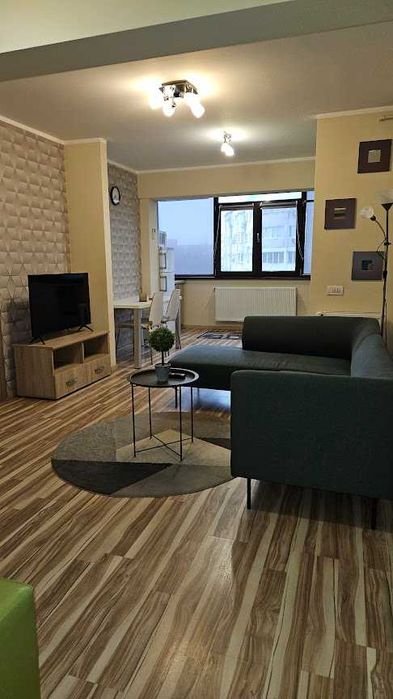 Inchiriez apartament zona Insula/Supernova