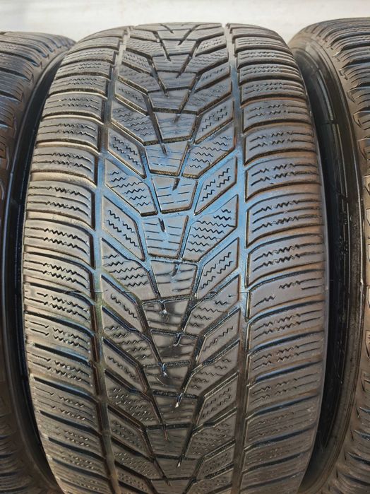 Anvelope 245/45/18 iarna M+S Hankook dot 2321