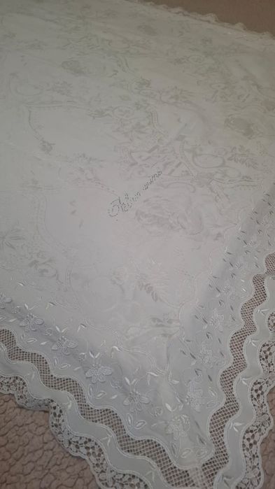 Очень красивое одеялко для выписки или на крестины.