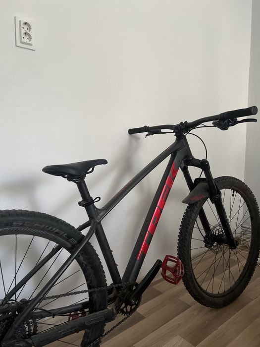 Trek Marlin 5 2025 NU TRIMIT/schimb cu pc gaming