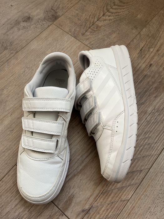 Маратонки Адидас 38