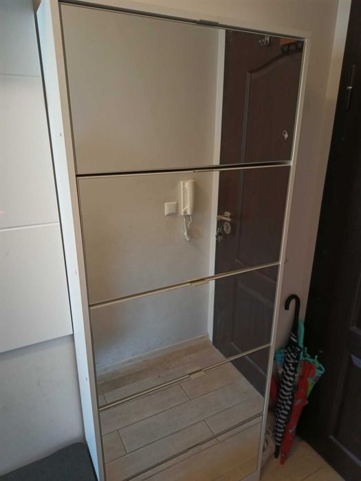 Бял Шкаф за Обувки с 5 отделения и Огледала