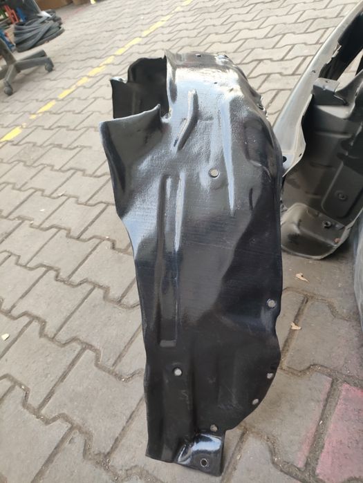 Мазда кронус передний подкрылок