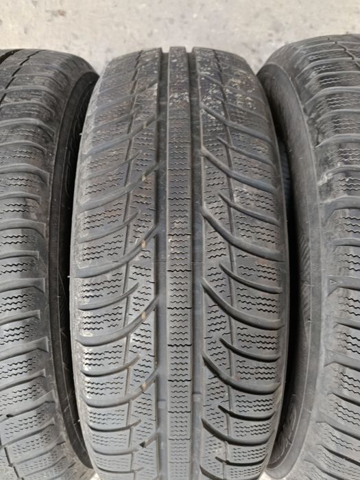 Зимни гуми -15цола -175/65-1бр -40лв."TOYO"