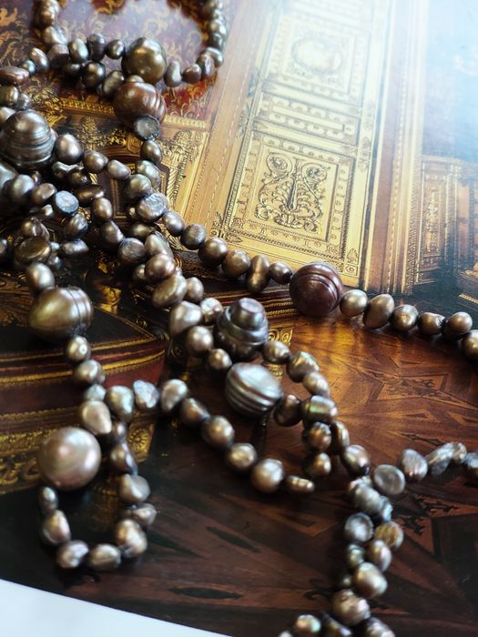 ДЪЛГО ретро колие / наниз от  истински барокови перли