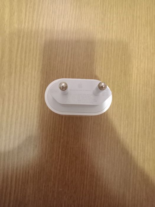 Ориг Айфон адаптер