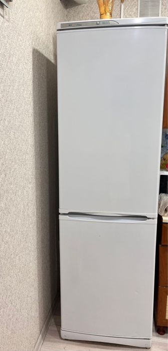 Продам холодильник б/у в хорошем состоянии