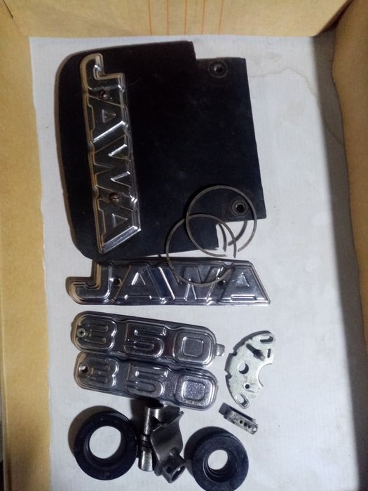 Значки аксессуары