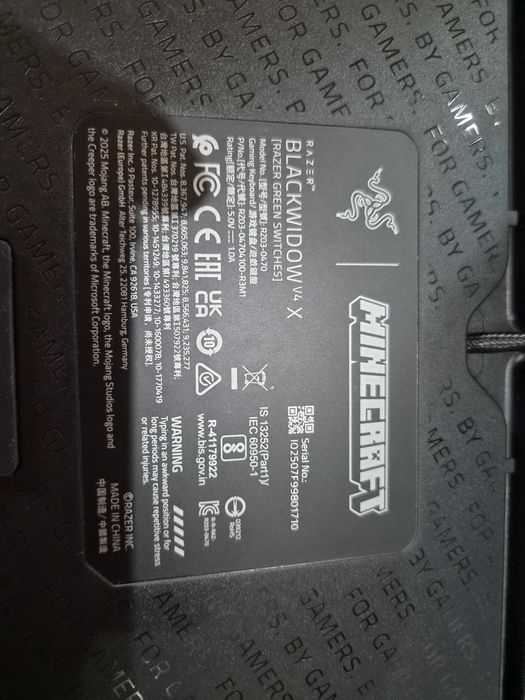 Tastatura Gaming Razer Black widowV 4 Minecraft edition