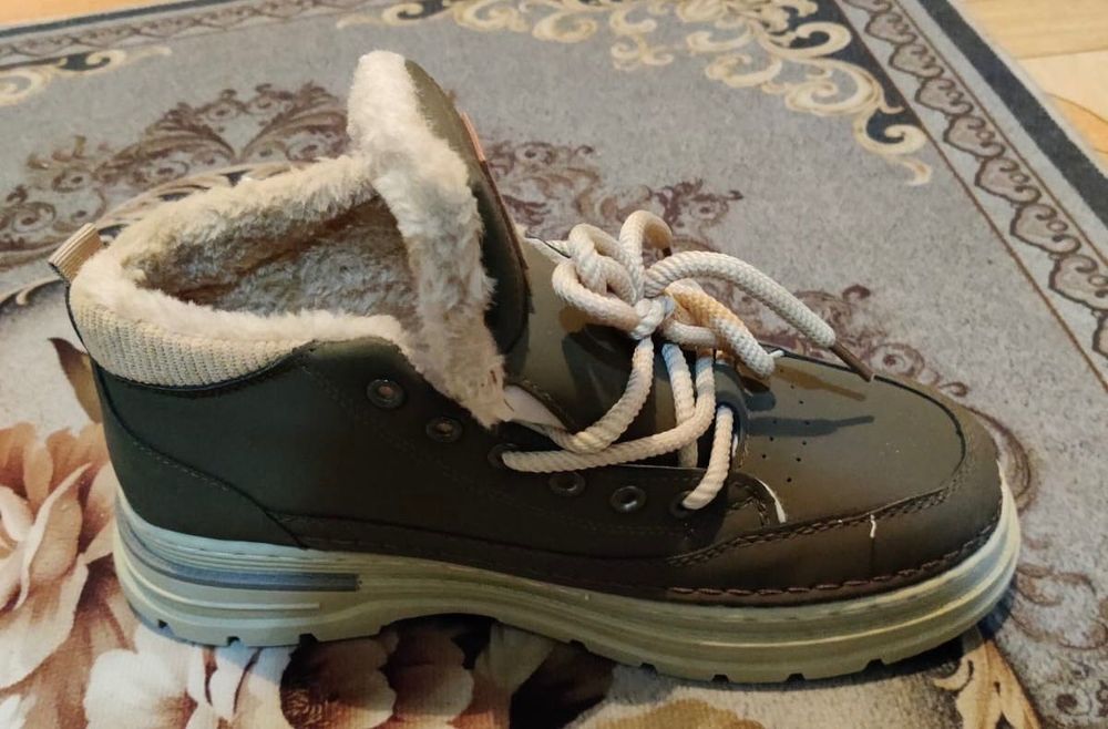 Кроссовка ерлердің