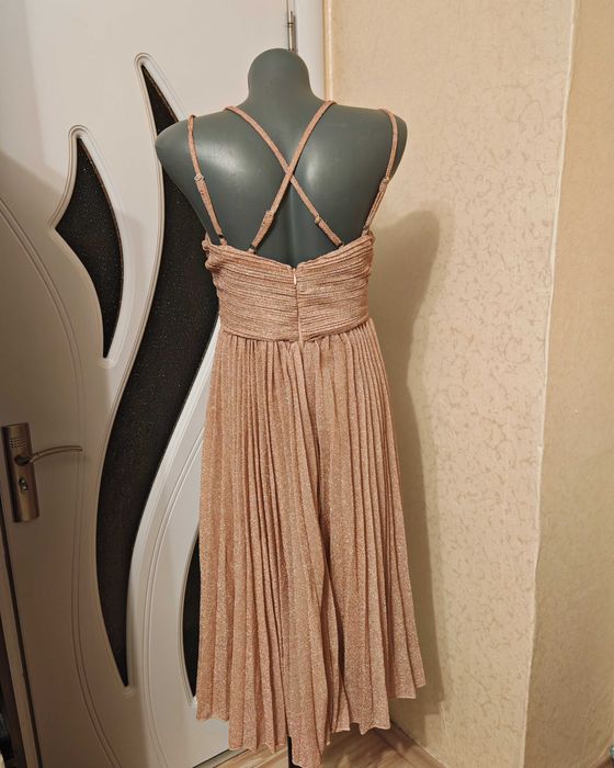 Дамска, официална рокля