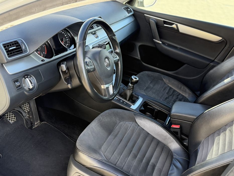 VOLKSWAGEN Passat 2012 — imagine 5