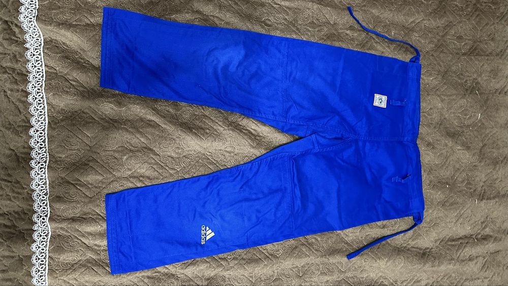 Продаю кимоно для дзюдо