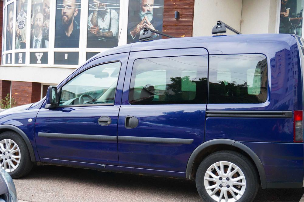 Opel Combo 2012 1.3CDTI AC