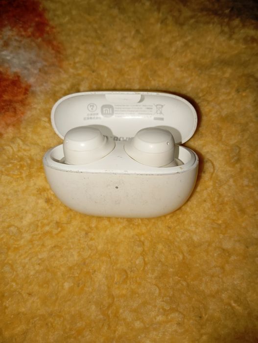 Срочно продам наушники