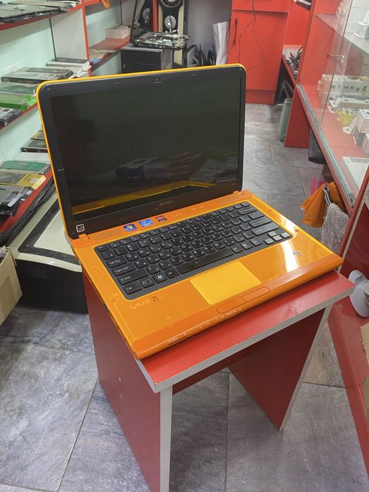 Ноутбук     сони