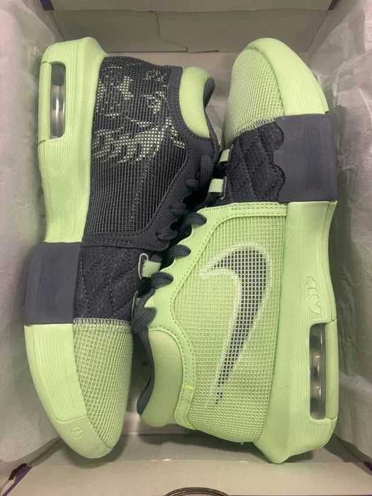 Nike - Lebron Witness 8 №42.5 Оригинал Код 207