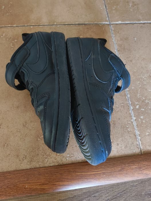 Adidași negri Nike mar 32 unisex