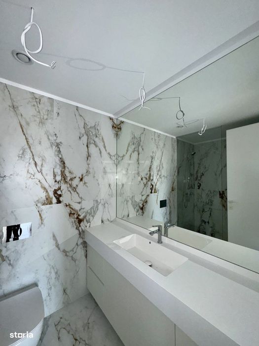 2 camere One Lake Club, club cu piscina si promenada pe lac