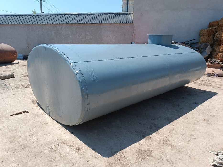 ёмкость сотилади зор холатда